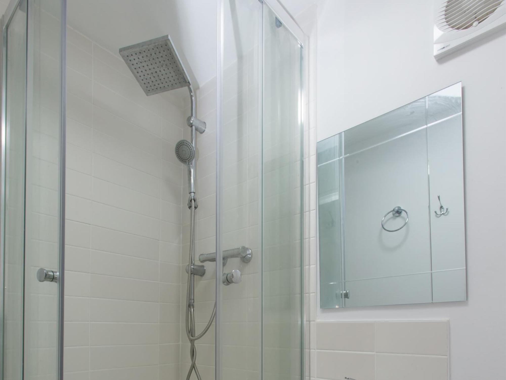 Townhouse @ West Avenue Crewe B&B 객실 사진