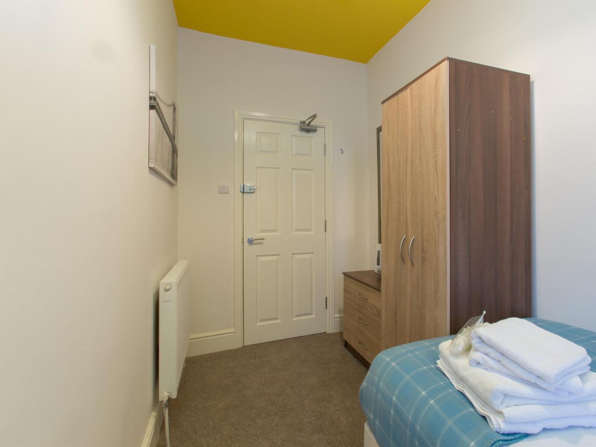Townhouse @ West Avenue Crewe B&B 외부 사진